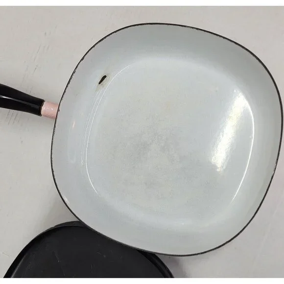 1950's Vintage Serendipity Spaghetti String Pink & Black Abstract Enamel Skillet - Picture 11 of 16